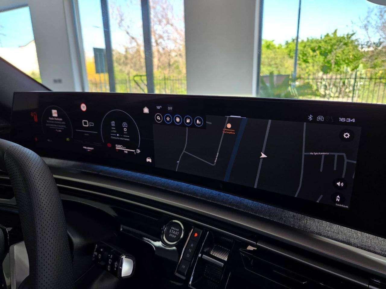 Peugeot 5008 Hybrid 145 e-DCS6 GT KM ZERO!!!