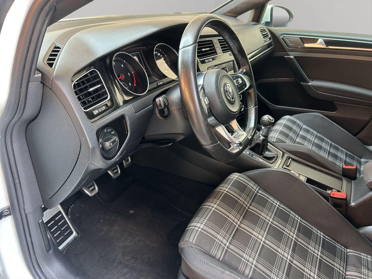 VOLKSWAGEN - Golf - GTD 2.0 TDI 184CV 5p. BlueMotion Technology