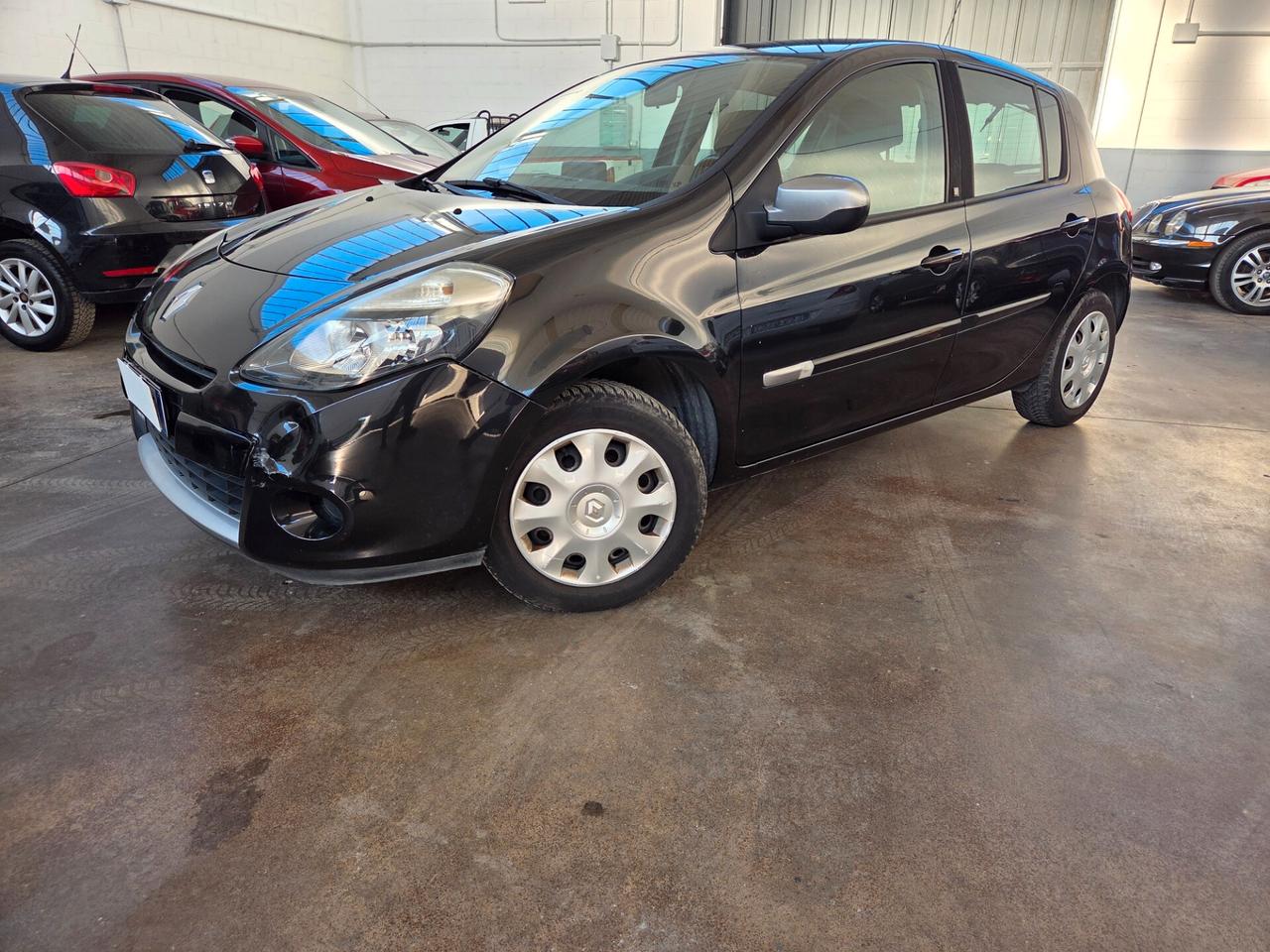 Renault Clio 1.2 16V 5 porte Confort