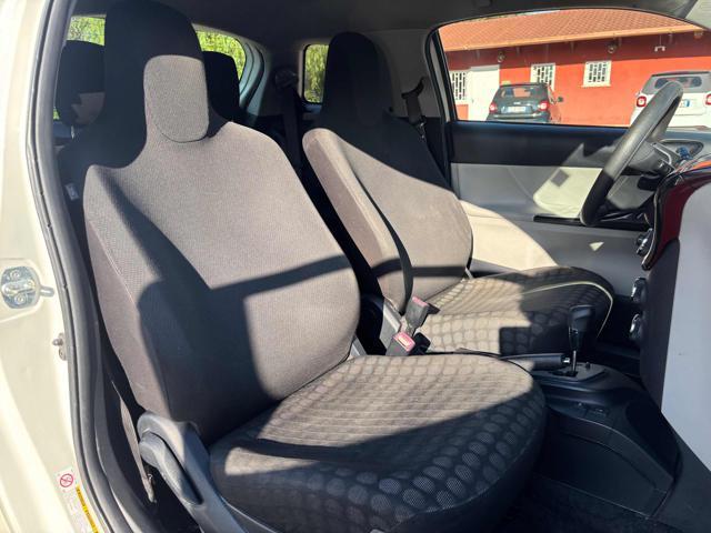 TOYOTA iQ 1.0 Lounge - UNIPRO