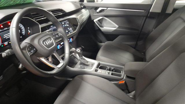 AUDI Q3 35 TDI S tronic Business Advanced