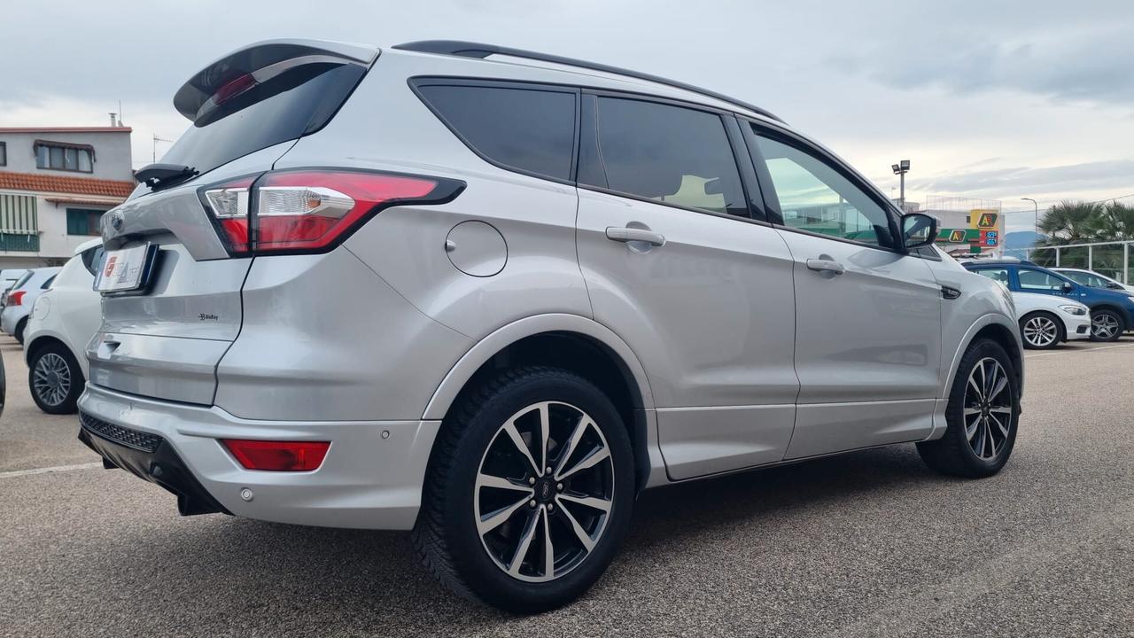 Ford Kuga 2.0 TDCI 120 CV S&S 2WD Powershift ST-Line