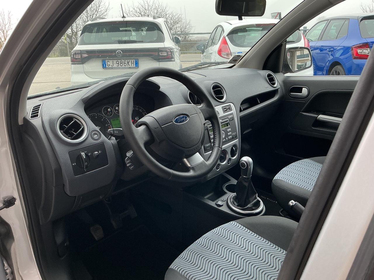 Ford Fusion 1.4 GPL Neopatentati