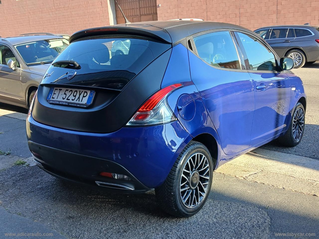 LANCIA Ypsilon 1.2 69 CV 5p. S Momodesign