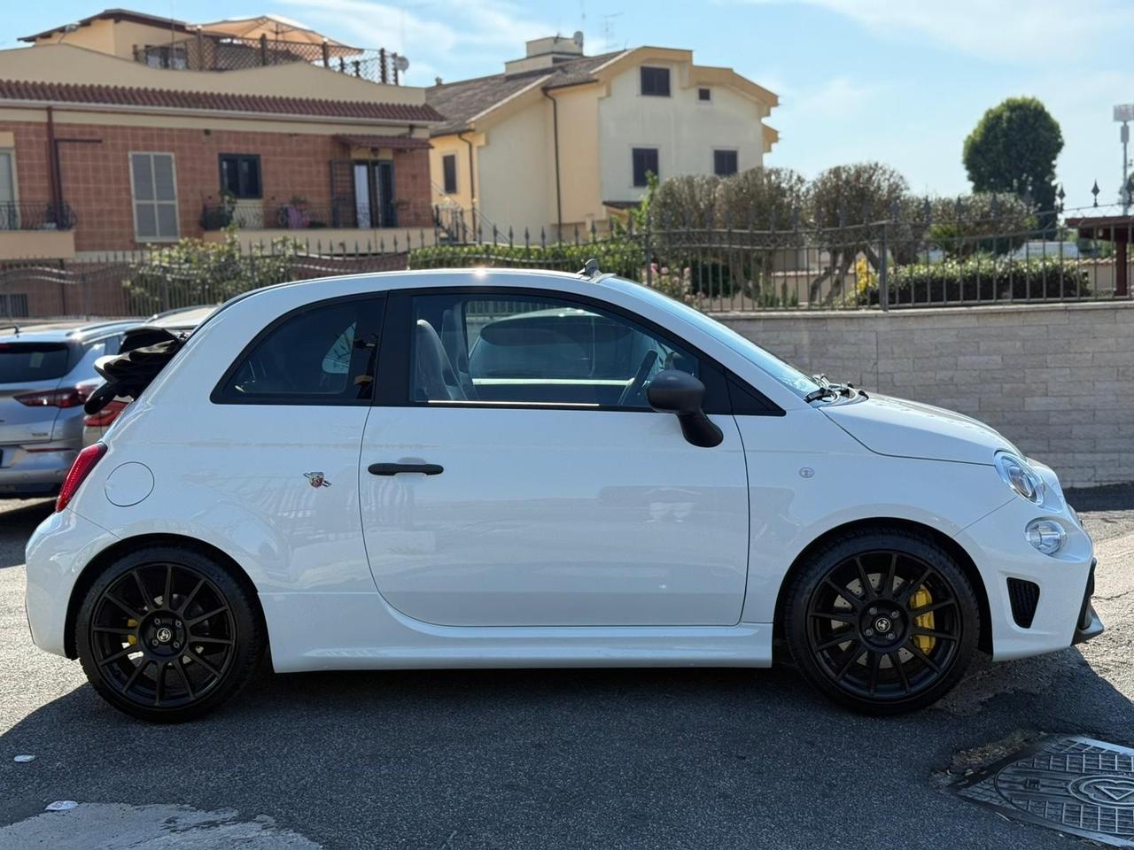Abarth 695C Competizione 1.4 t-jet 180cv auto SABELT CARBONIO