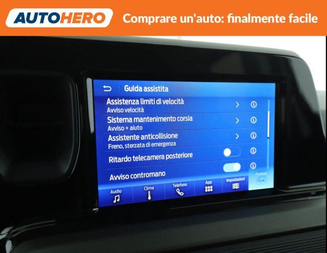 FORD Tourneo Courier 1.0 EcoBoost Titanium