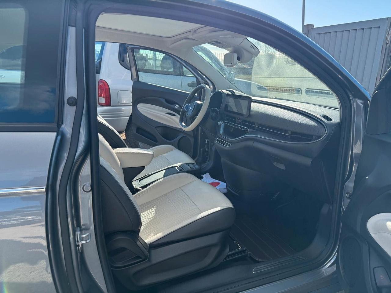 Fiat 500 500e 3+1 42 kWh La Prima