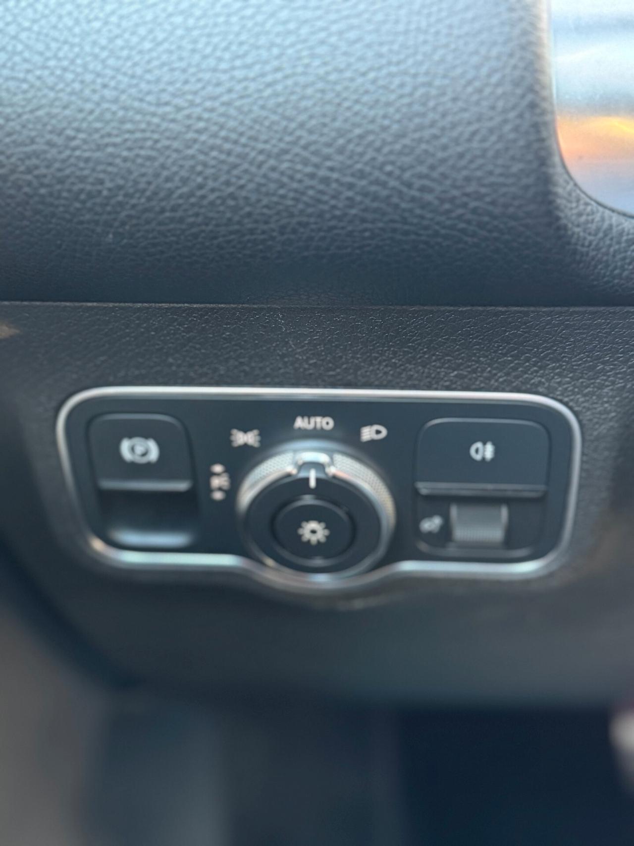 Mercedes-benz GLB 200 d Automatic 4Matic Premium