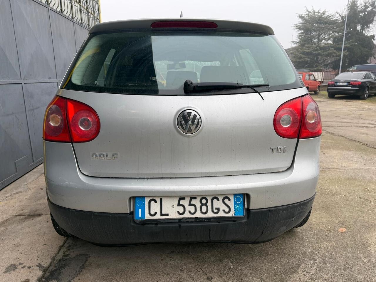 Volkswagen Golf 1.9 TDI 5p. Sportline