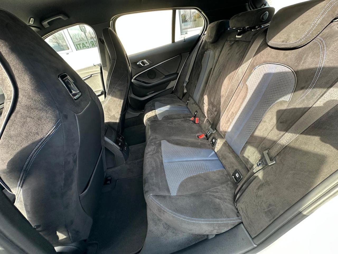 Bmw 116 116d 5p. M SPORT SEDILI A GUSCIO MSPORT