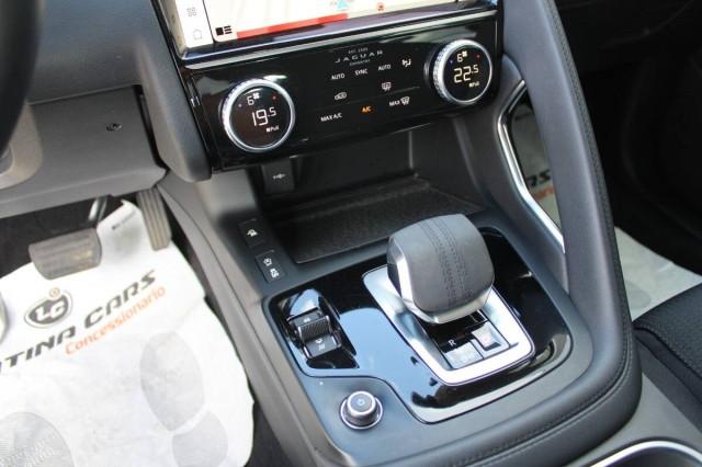 Jaguar E-Pace 1.5 i3 mhev SE fwd 160cv AUTO con CarPlay