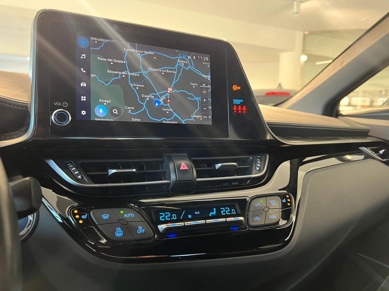 Toyota C-HR 2.0 Hybrid E-CVT Trend