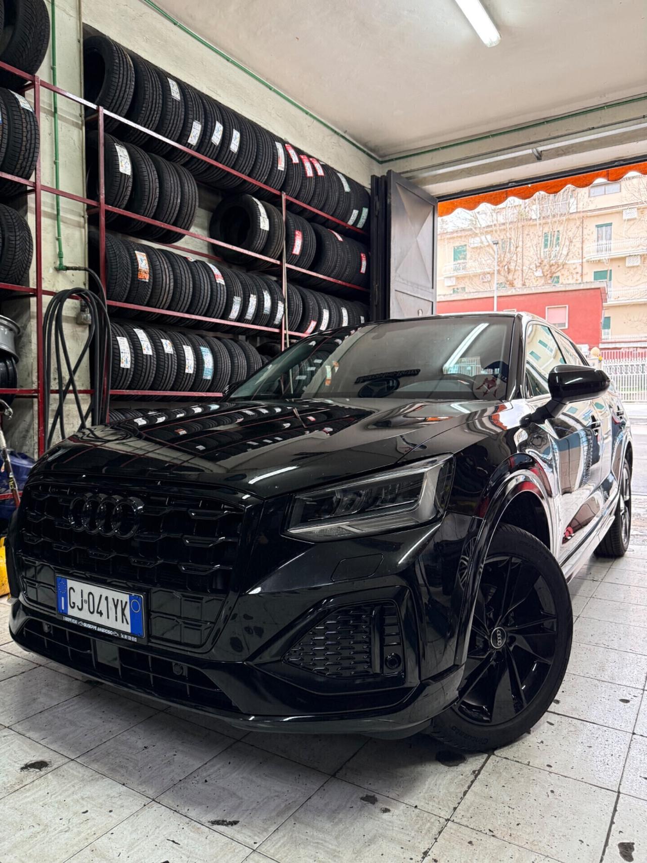 Audi Q2 30 TDI 116CV S tronic ID.BLACK 18 ITALIANA