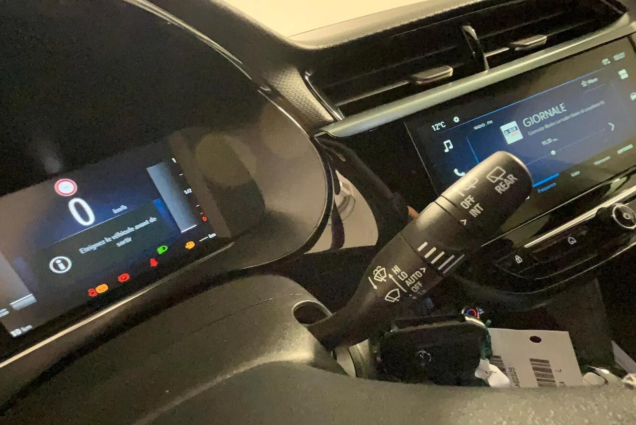 Opel Corsa 1.2 100 CV YES