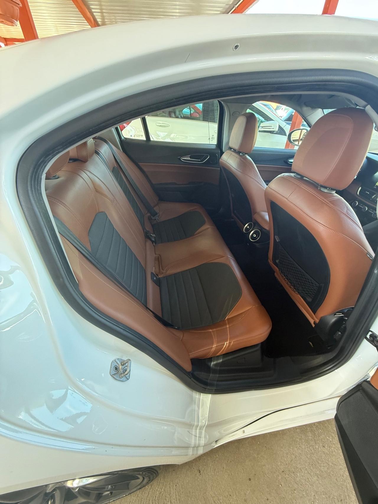 Giulia 2.2 150 CV/VELOCE /rate/permute/E6