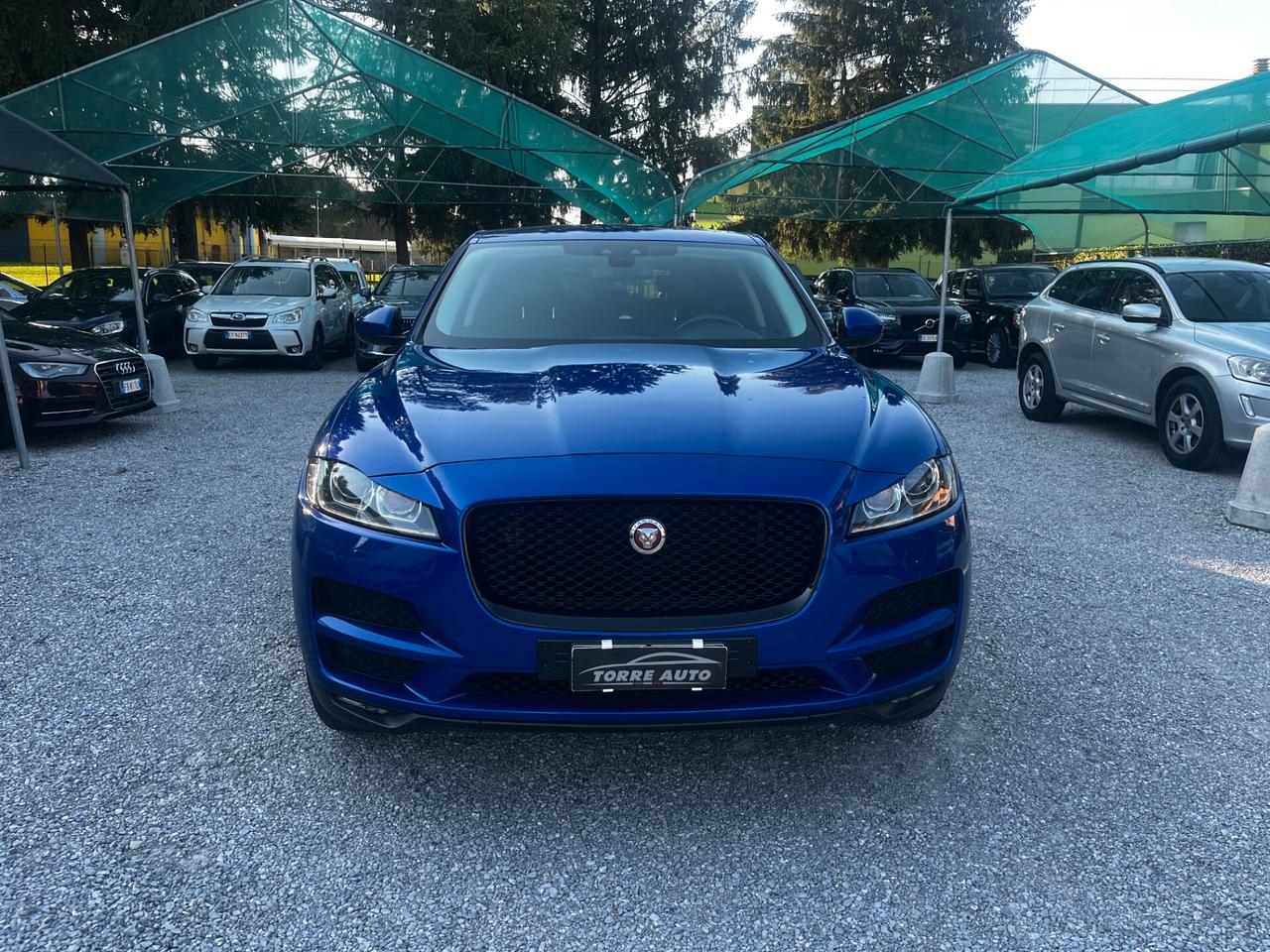 Jaguar F-Pace 2.0 D 240 CV AWD aut.