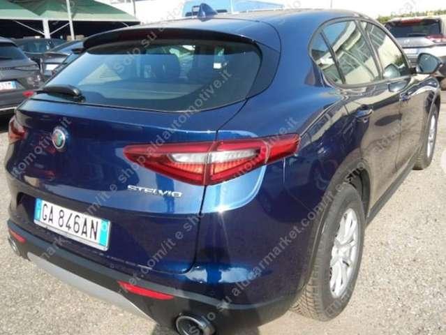 Alfa Romeo Stelvio 2.2Turbodiesel 160cv AT8 RWD AUTOMATICA