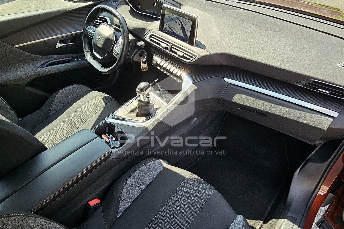 PEUGEOT 3008 BlueHDi 130 S&S Business