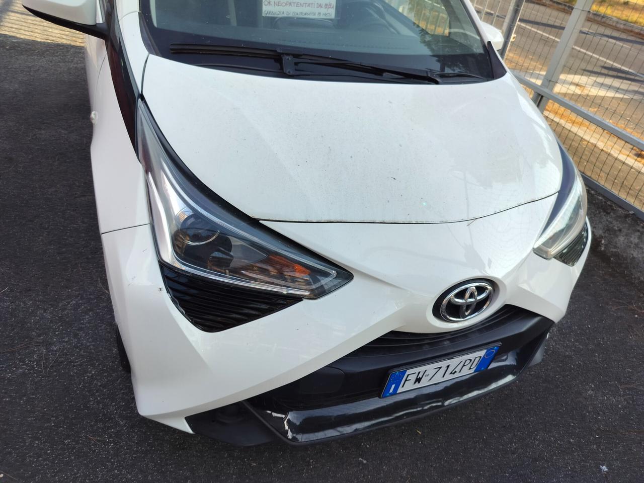 Toyota Aygo 1.0 VVT-i 69 CV 5 porte x-business MMT