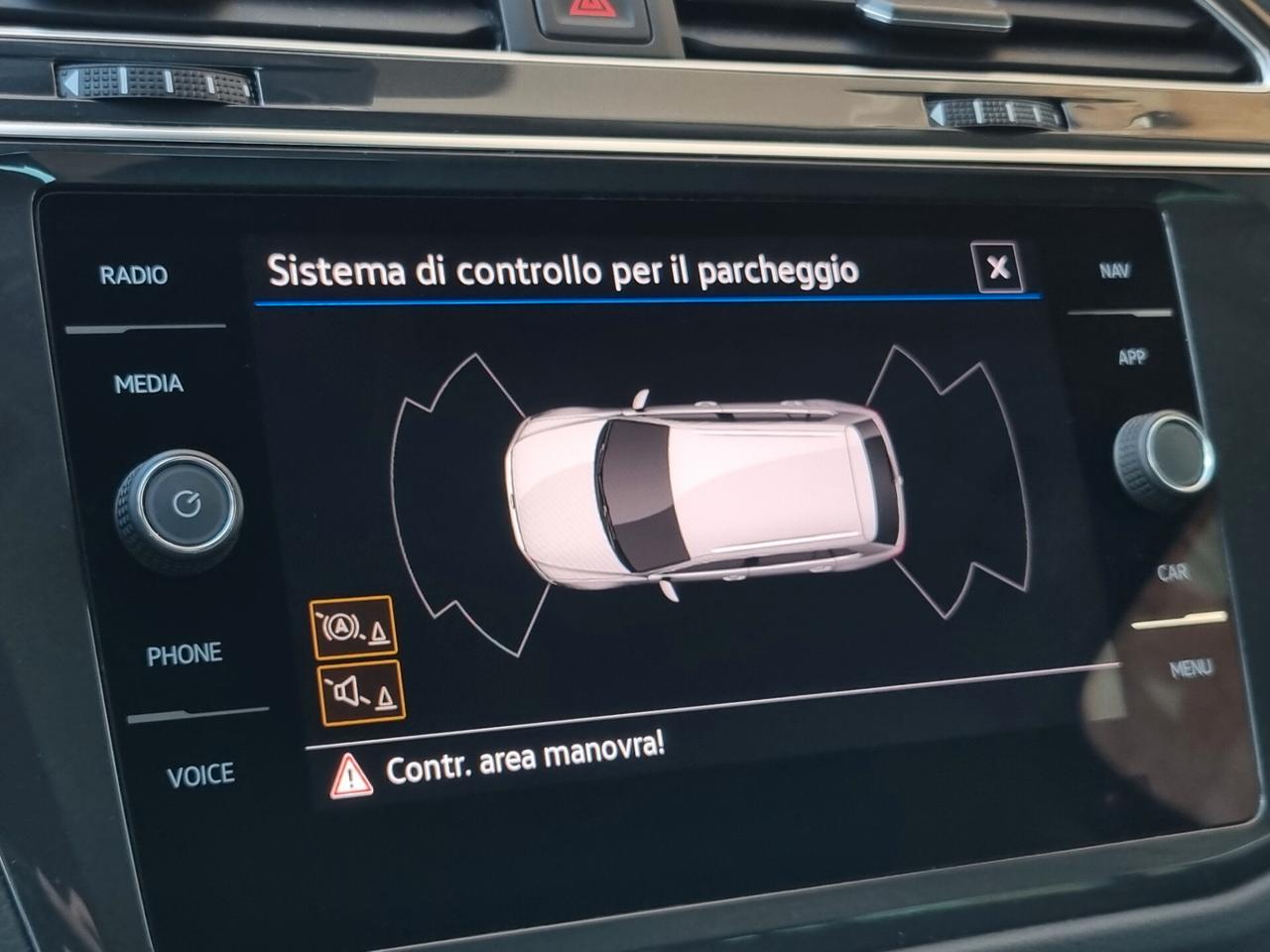 Volkswagen Tiguan II 2021 2.0 tdi Life 122cv