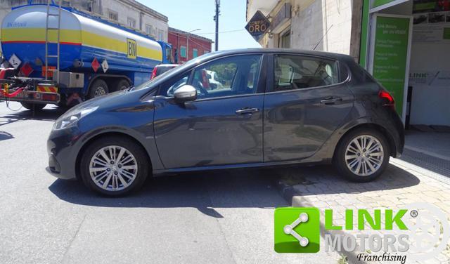 PEUGEOT 208 1.4 8V HDi 68CV 5p. Allure