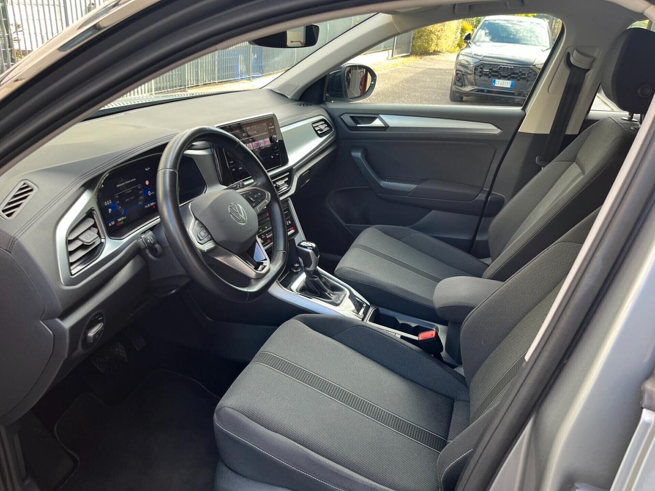 Volkswagen T-Roc 1.5 TSI ACT DSG Life**KM 78550**