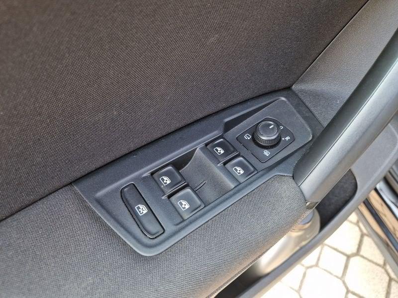 Volkswagen Tiguan 2.0 TDI SCR DSG Business BlueMotion Tech.