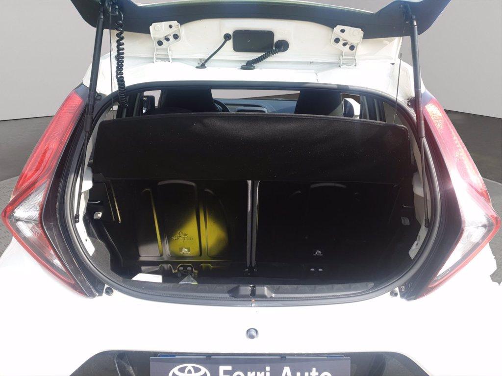 TOYOTA Aygo 5p 1.0 x-play 72cv del 2021