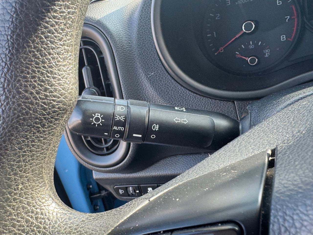 Kia Picanto 1.0cc 12V 67cv 5 porte Urban