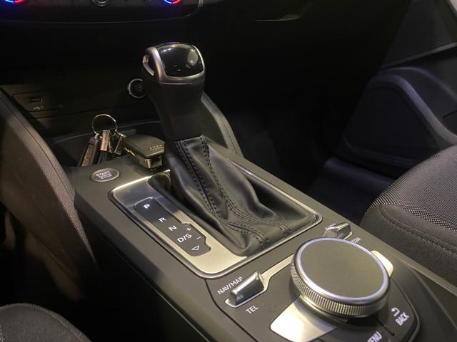 AUDI Q2 30 TDI S tronic Business