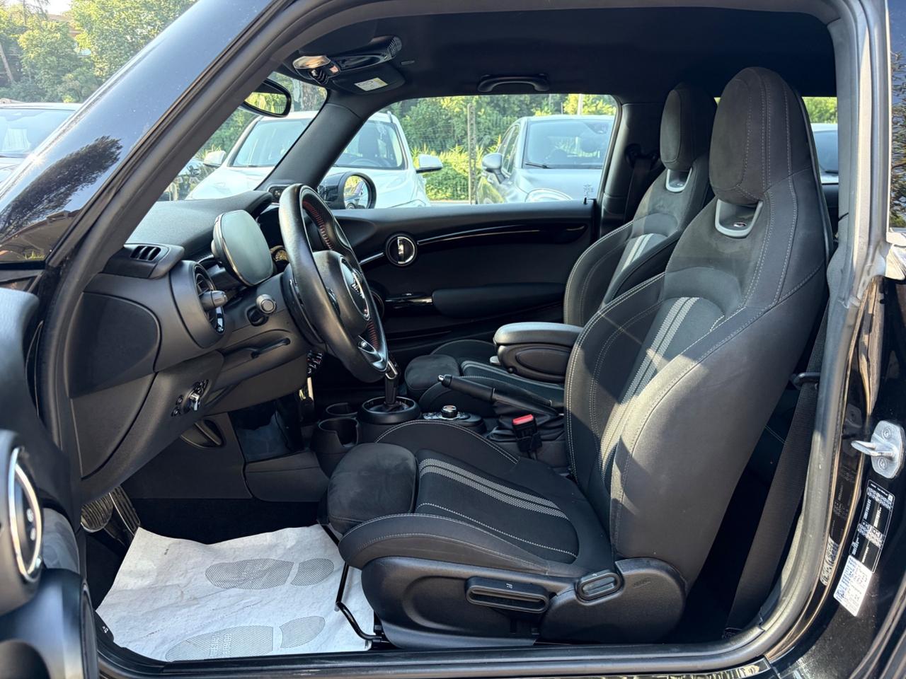 Mini Cooper s Jcw sedili guscio quadro digitale harman kardon cambio f1 full Led luci ambiente