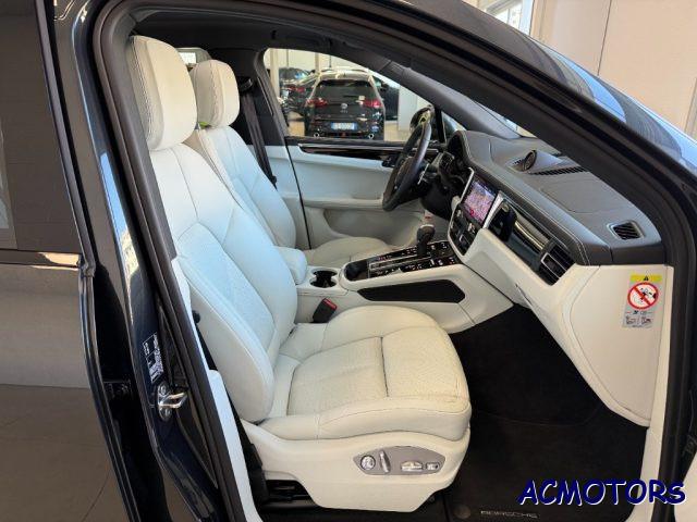 PORSCHE Macan 2.0 T