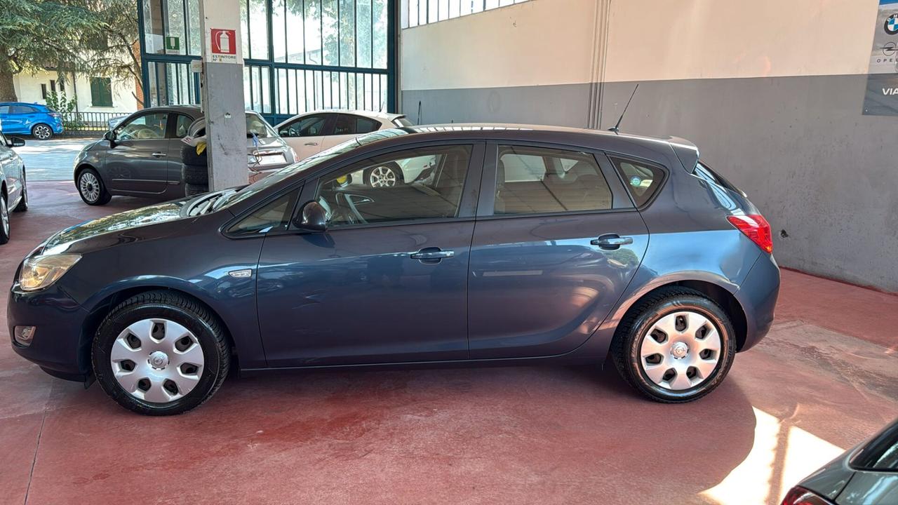 Opel Astra 1.4 100CV 5 porte Elective