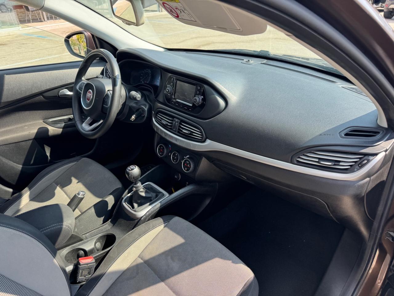 Fiat Tipo 1.6 Mjt 4 porte Lounge VISTA E PIACIUTA