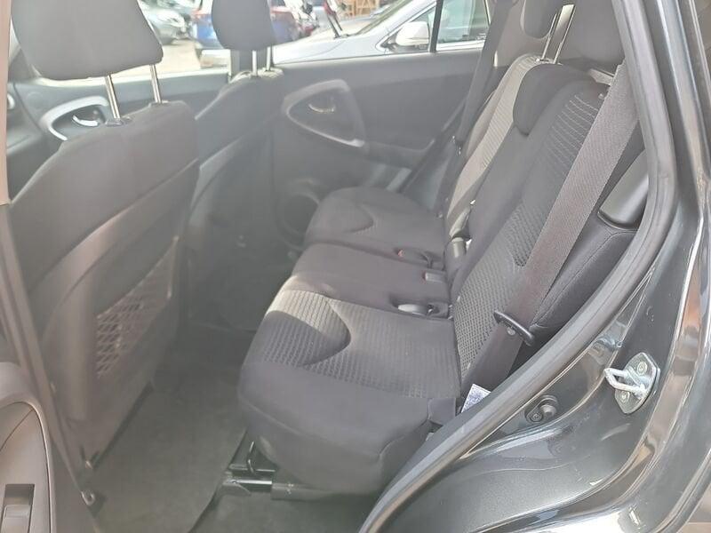 Toyota RAV4 2.0 VVT-i Multidrive S ACTIVE