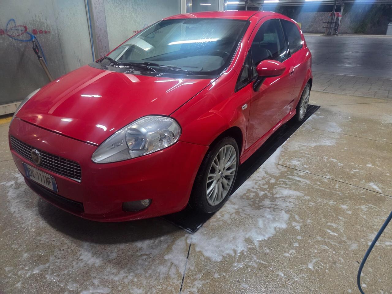Fiat Grande Punto 1.4 Starjet 16V 3 porte Sport Gpl