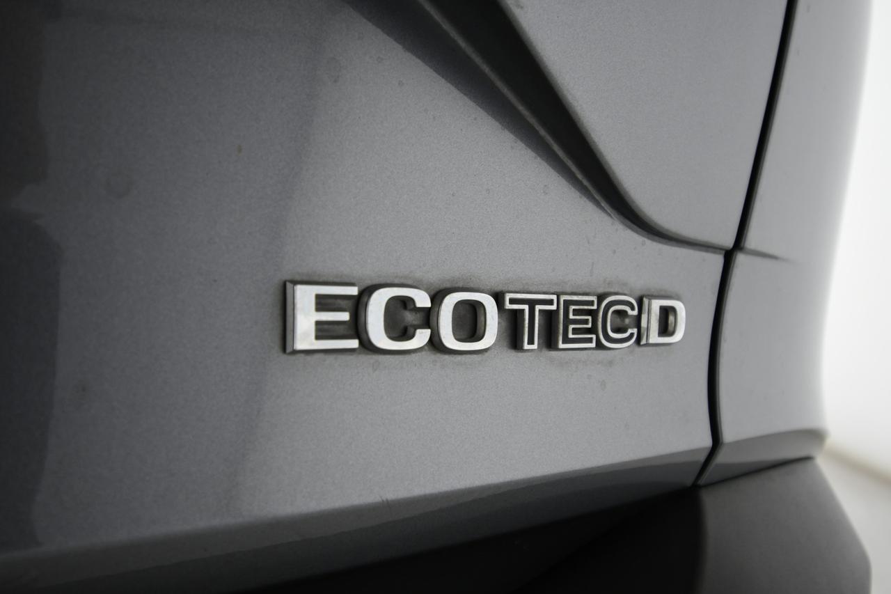 OPEL Crossland X 1.5 ecotec Ultimate s&s 102cv X COMMERCIANTI BLUETOOTH+LED