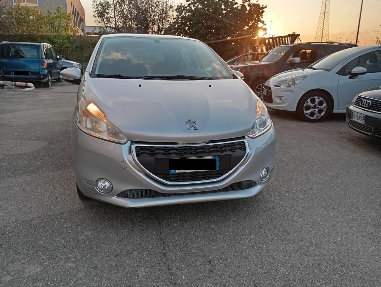 Peugeot 208 1.2 VTi 82 CV 5 porte Allure