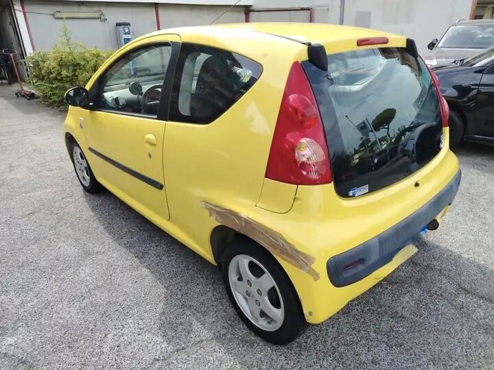 Peugeot 107 1.0 68CV 3p. Desir
