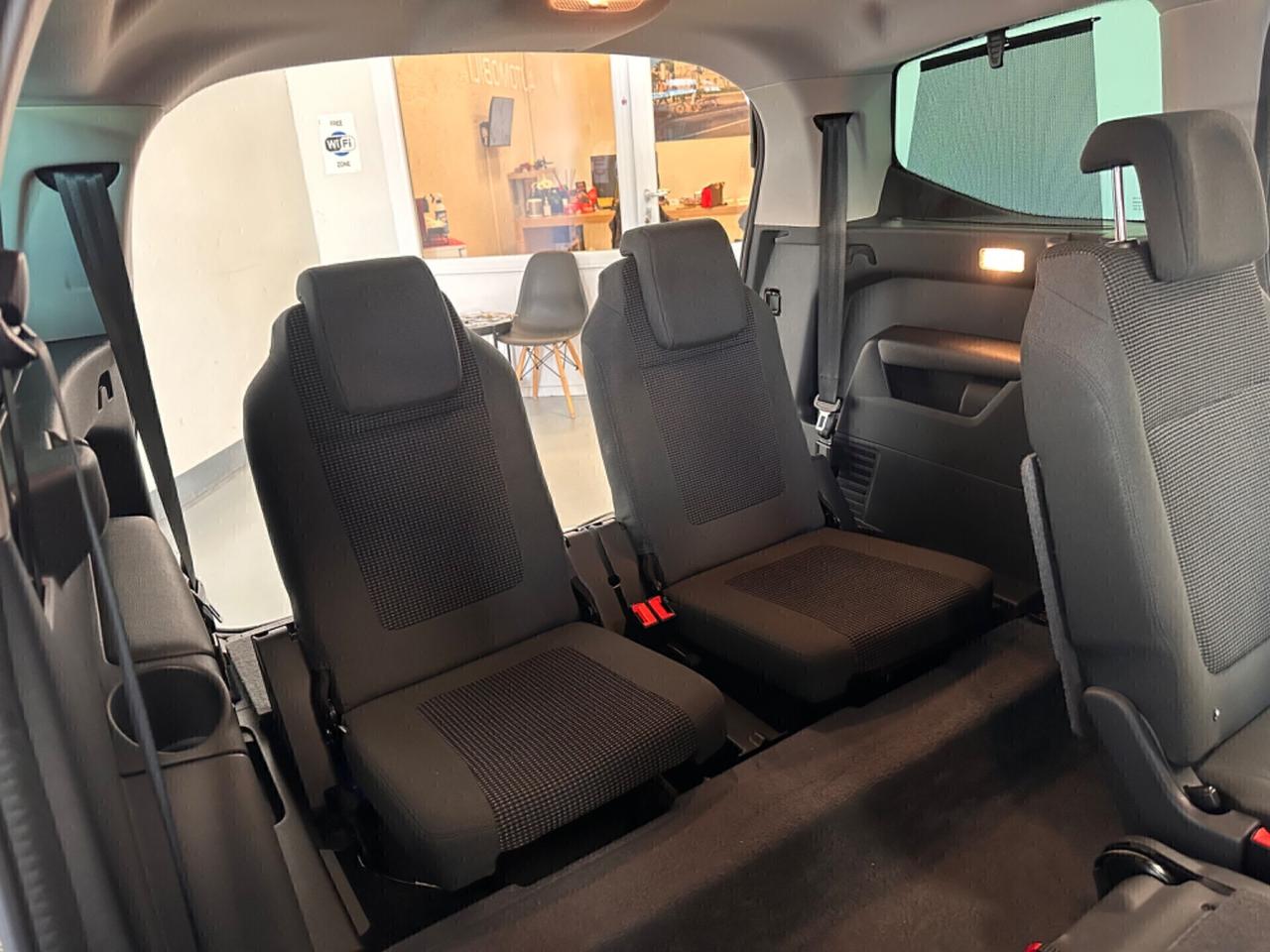 PUGEOT 5008 1.6 HDI 7 POSTI