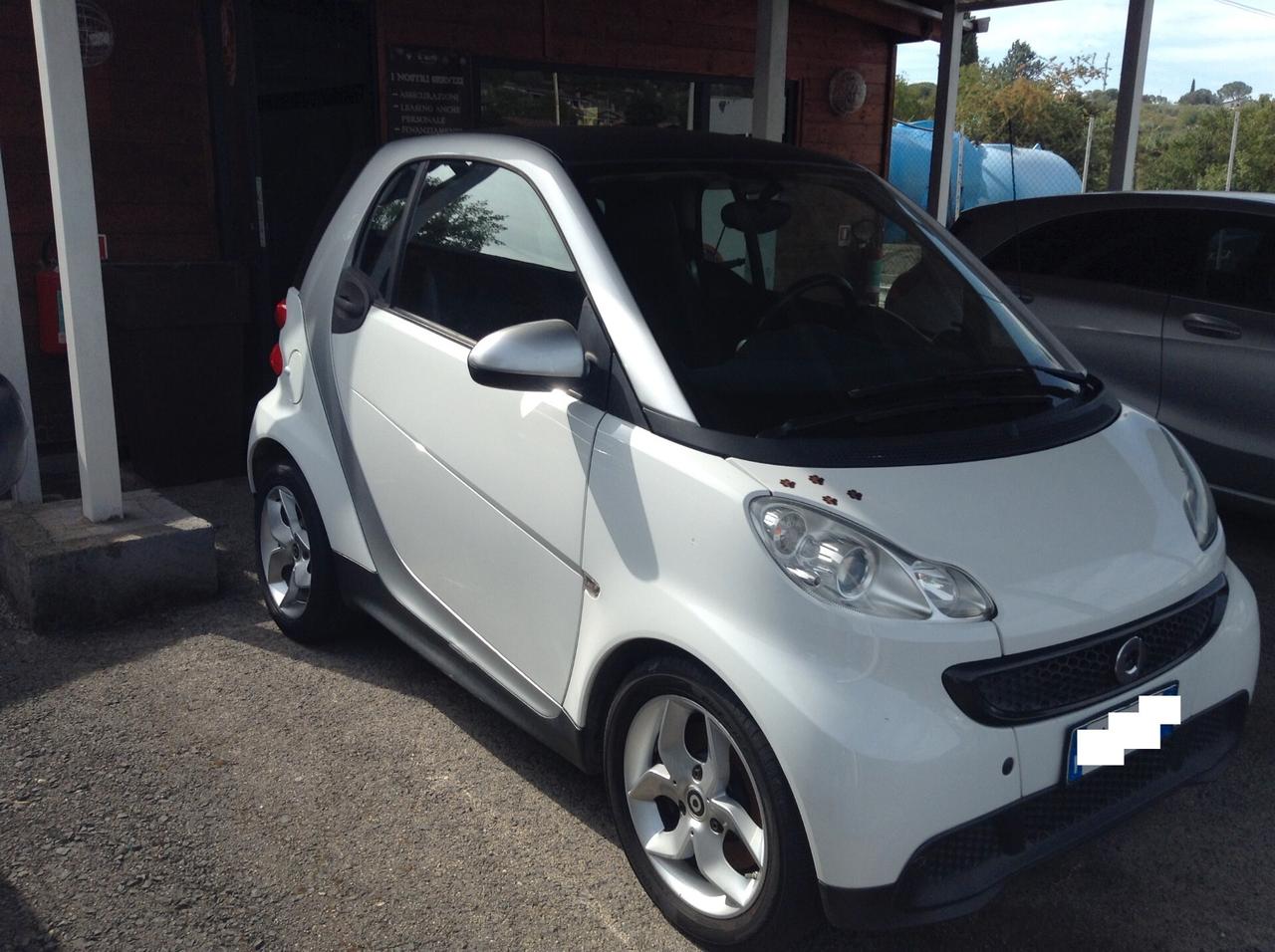 Smart ForTwo 1000 52 kW coupé passion RESTYLING, INTERNI IN PELLE, BELLISSIMA!!!