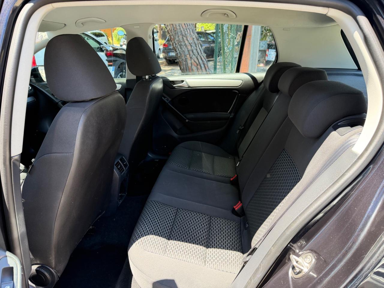Volkswagen Golf VI 1.6 TDI Comfortline
