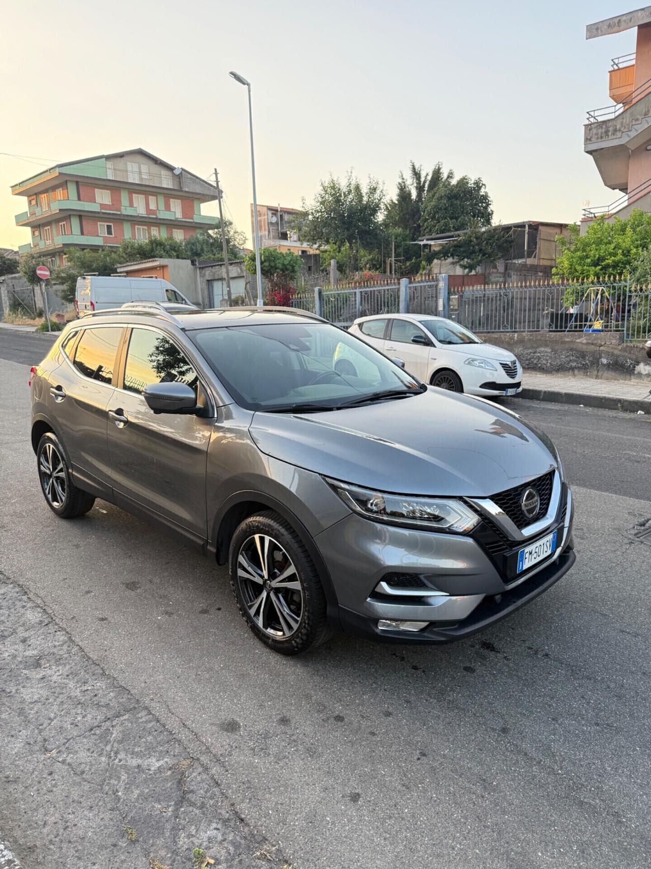 Nissan Qashqai 1.5 dCi Tekna tetto panoramico