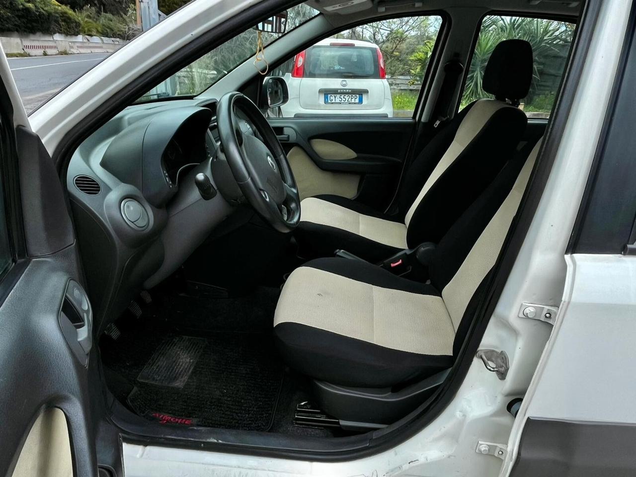 Fiat Panda 1.3 MJT 16V DPF 4x4 Climbing