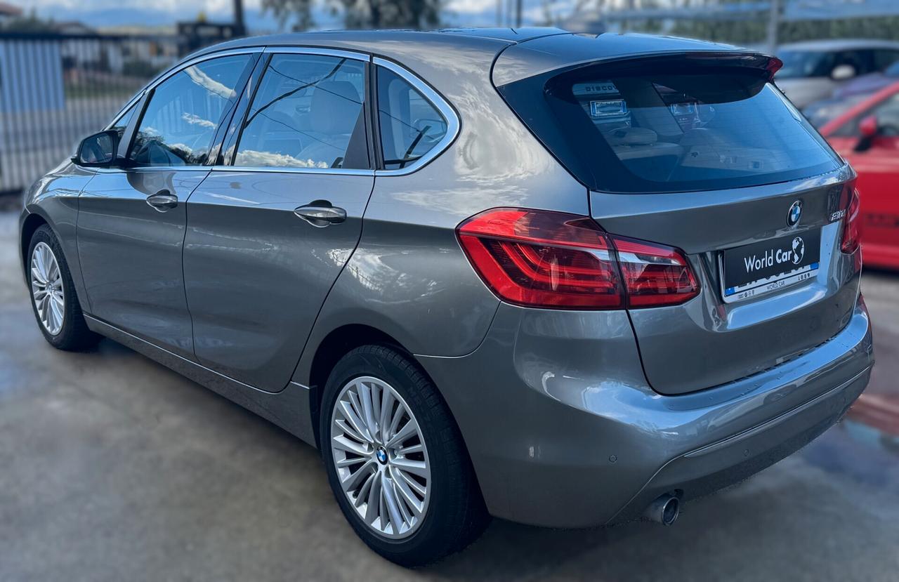 Bmw 2er Active Tourer 218d Luxury