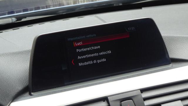 BMW 320 d xDrive Touring Business Advantage