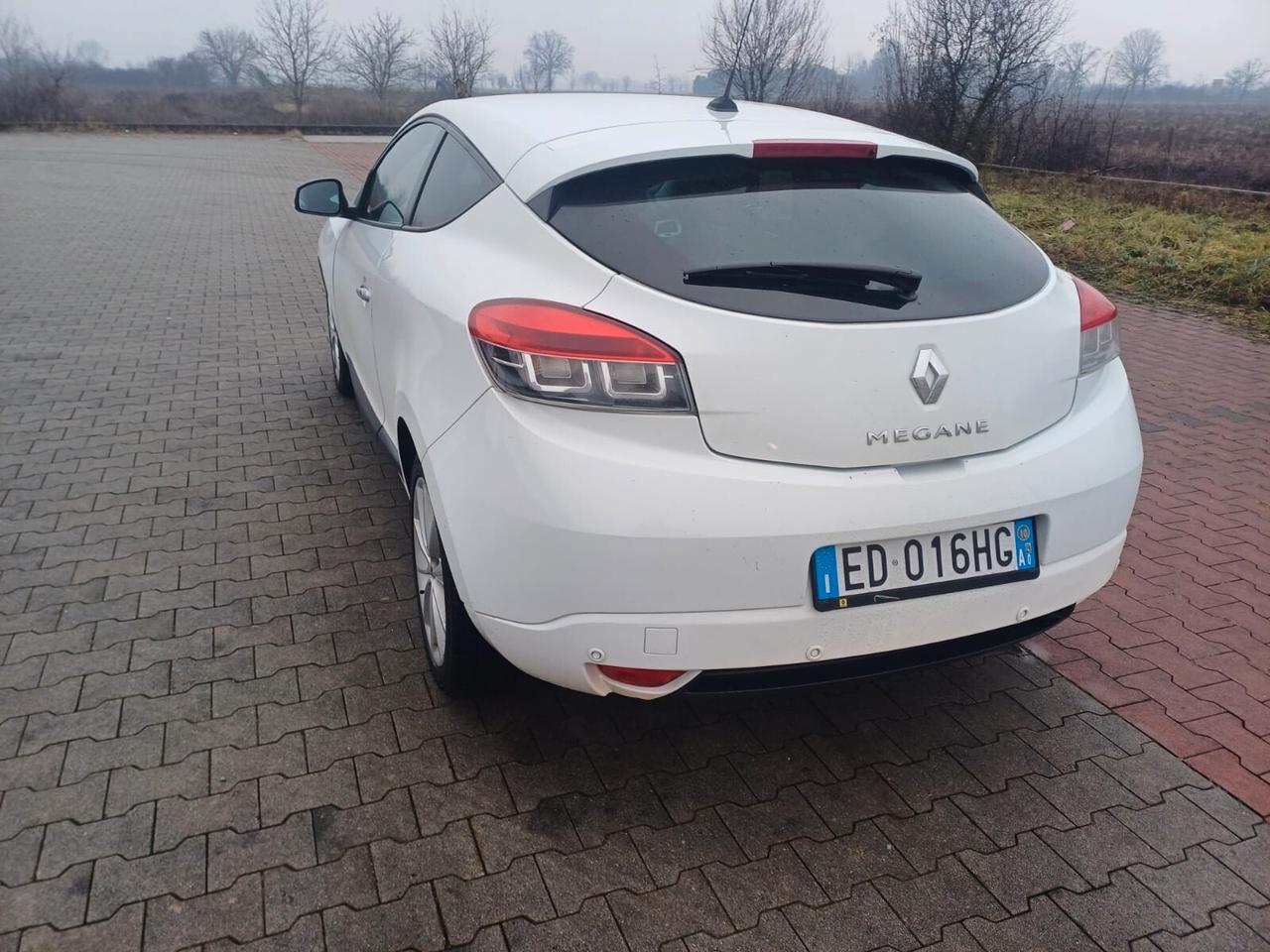 Renault Megane Mégane Coupé 1.9 dCi 130CV Luxe