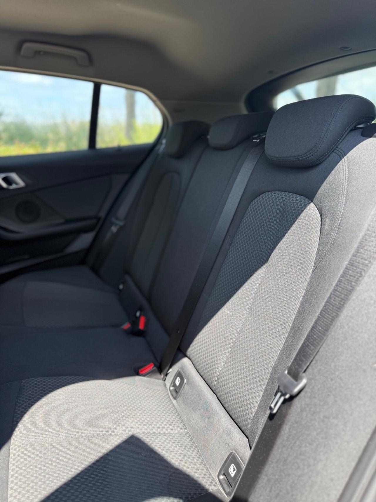 Bmw 116 116d 5p. Business Advantage anno 2019