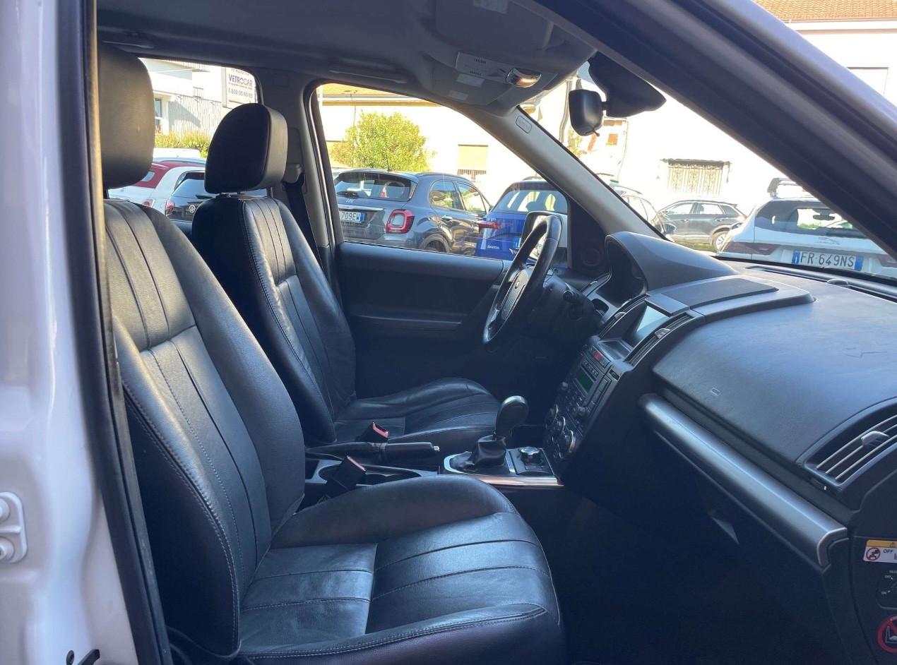 Land Rover Freelander 2.2 SD4 S.W. SE