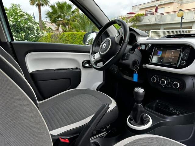 RENAULT Twingo SCe 65 CV Signature